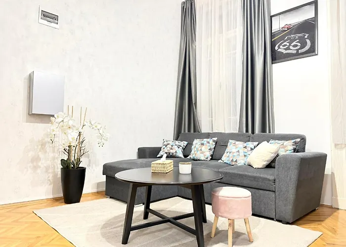 Gellert Spacious Residence