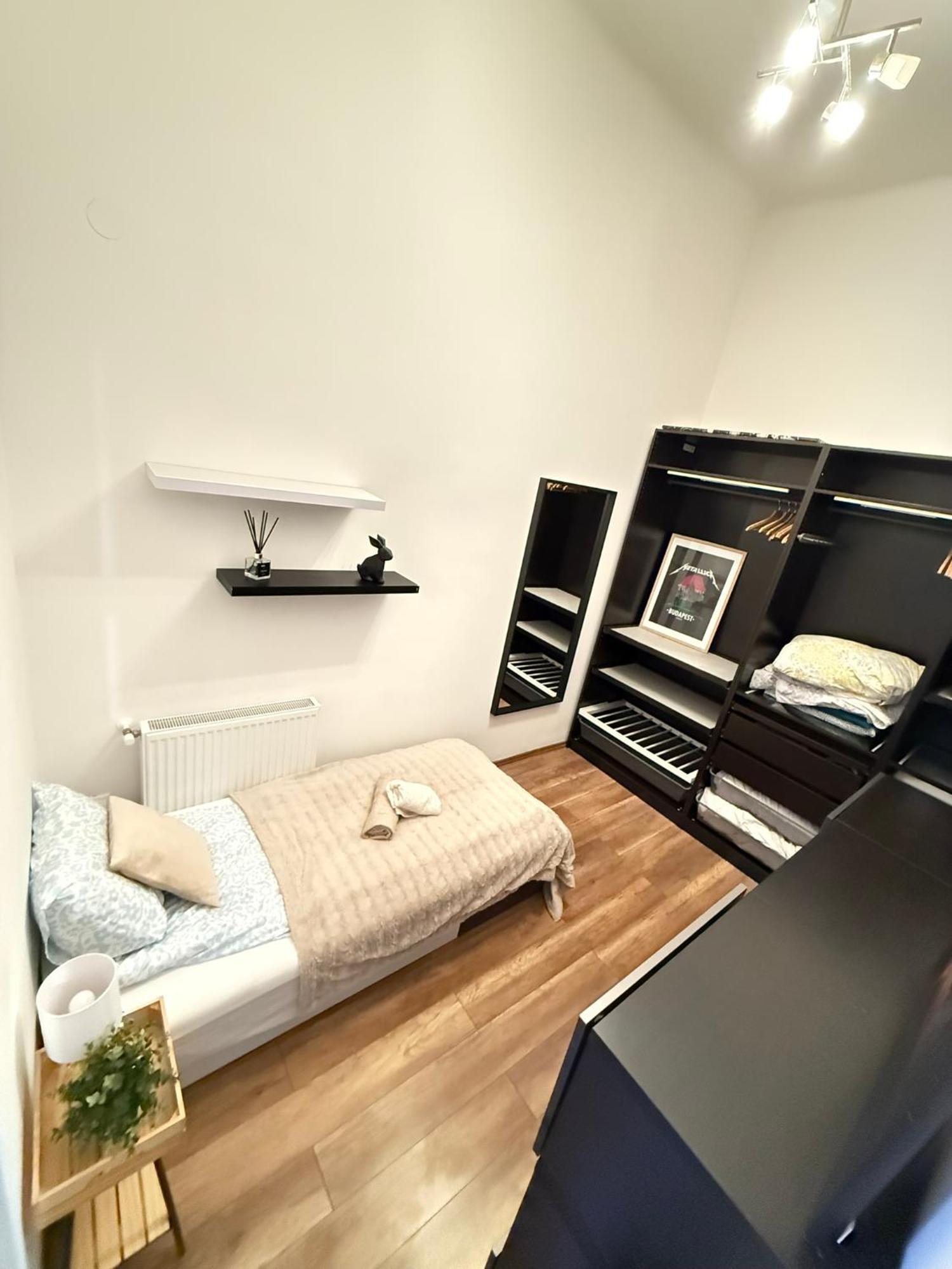 Gellert Spacious